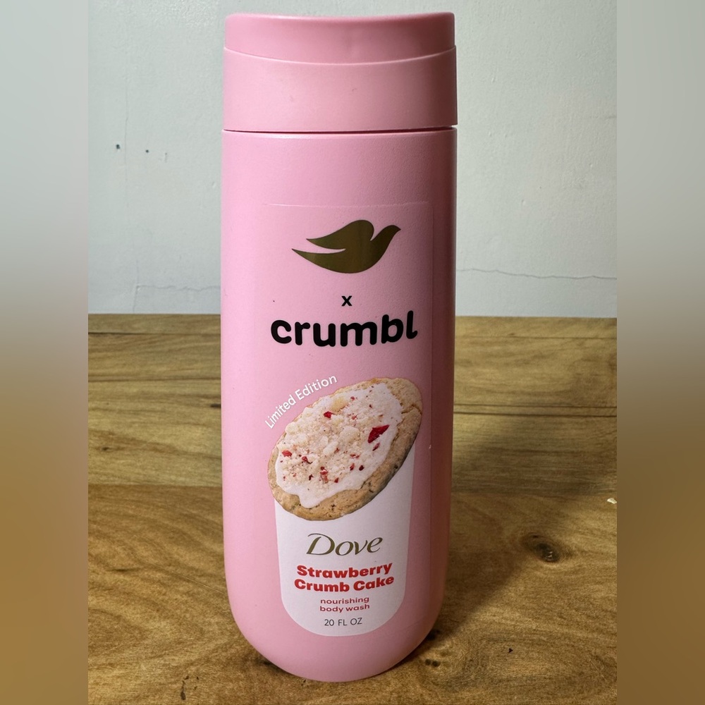 Dove Crumbl Strawberry Crumb Cake